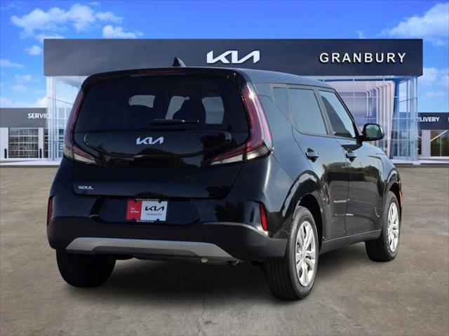 2024 kia soul lx