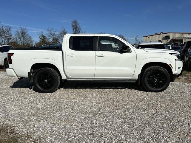 2023 nissan frontier sv