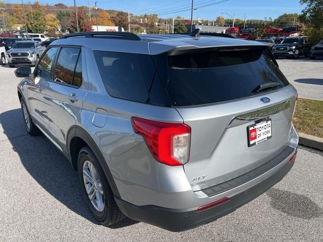 2022 ford explorer xlt