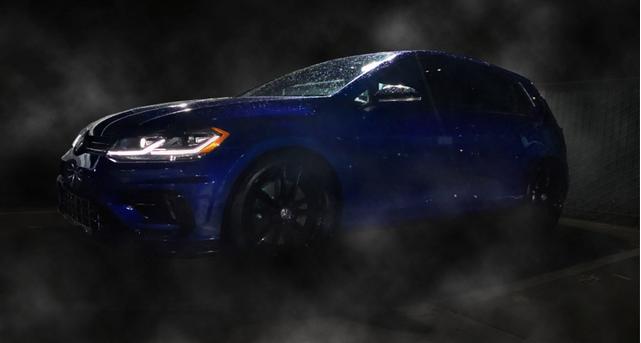 2019 volkswagen golf r 4-door w/dcc & navigation