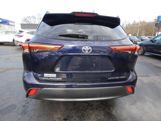 2022 toyota highlander limited