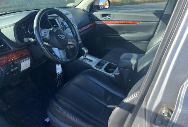 2011 subaru outback 2.5 i limited