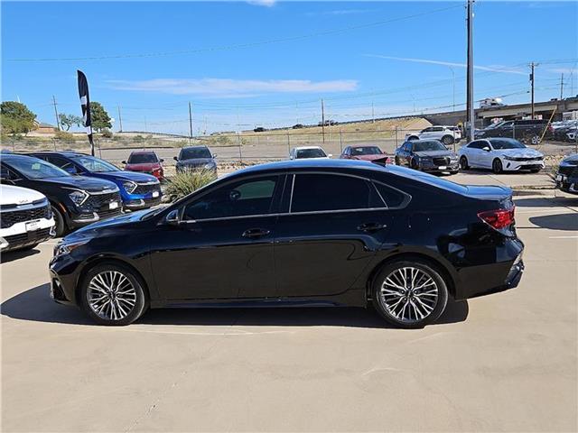 2023 kia forte gt-line (ivt) sedan