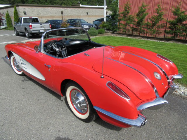 1958 chevrolet corvette convertible roadster hardtop