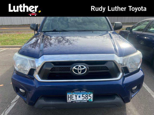 2015 toyota tacoma base