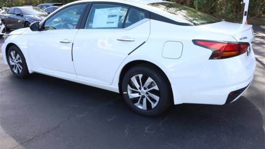 2025 Nissan Altima