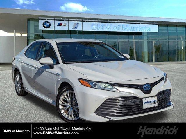 2018 toyota camry hybrid xle