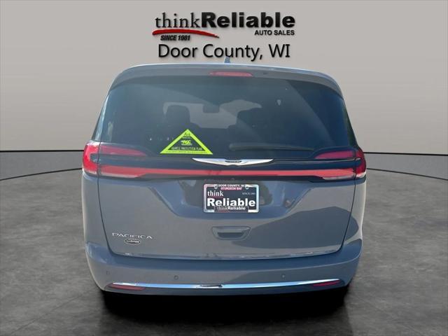 2022 chrysler pacifica touring l