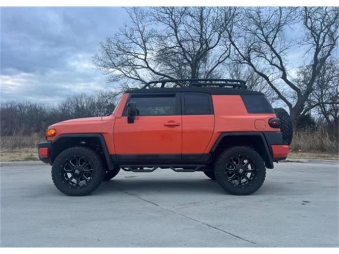 2013 toyota land cruiser fj in shawnee, oklahoma