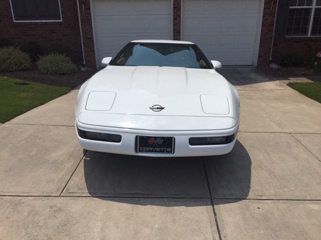 1994 chevrolet corvette base 5.7l