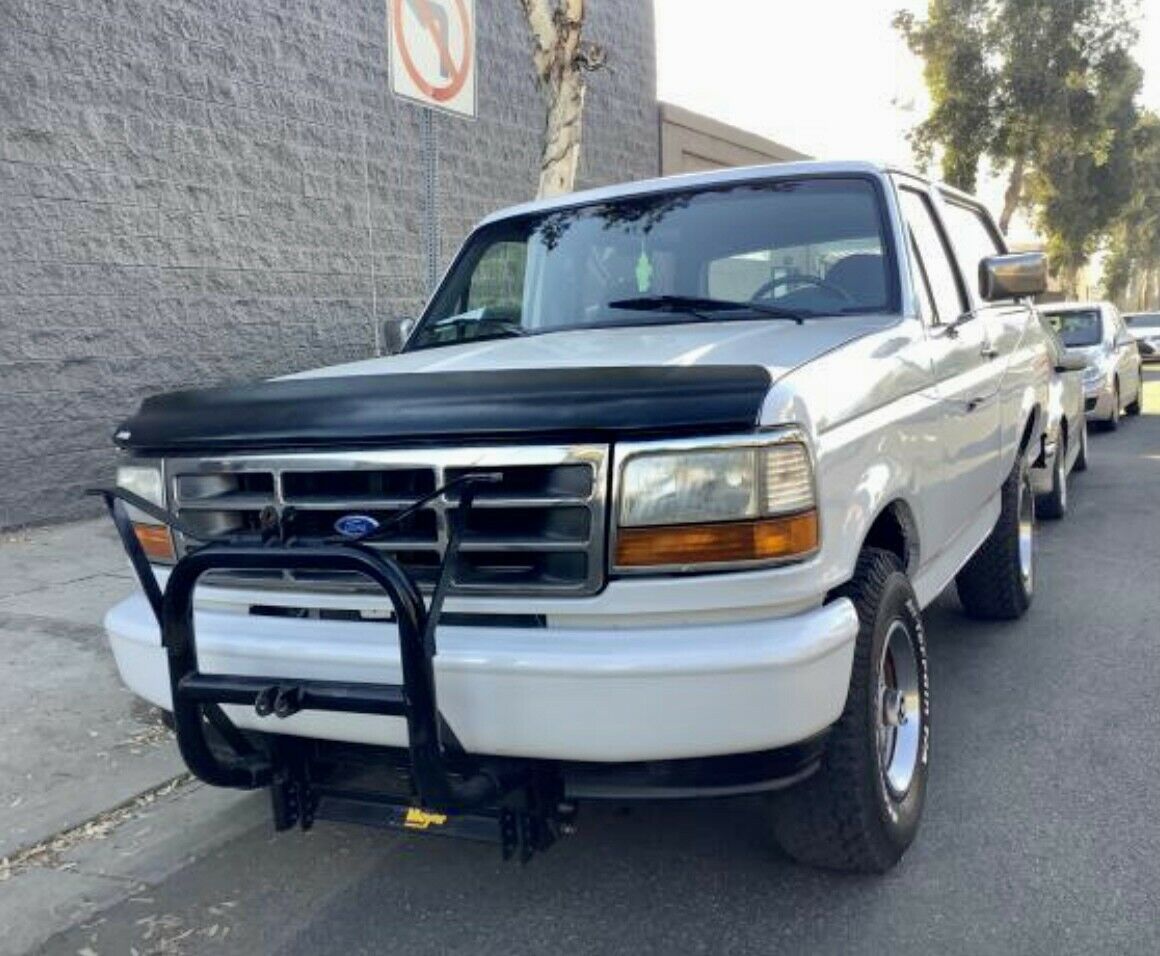 1994 ford bronco suv white 4wd automatic u100