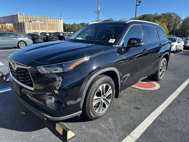 2022 toyota highlander xle