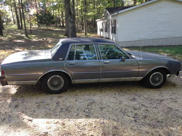 chevrolet caprice classic - 1985