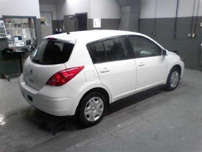 2011 nissan versa sl hatchback 4d in pittsburgh, pa