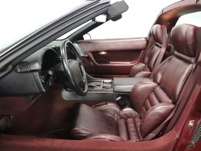 1993 chevrolet corvette 40th anniversary coupe lt1 350 v8 4 speed automatic clas