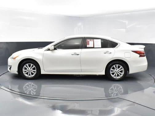 2014 nissan altima in co bluffs, iowa