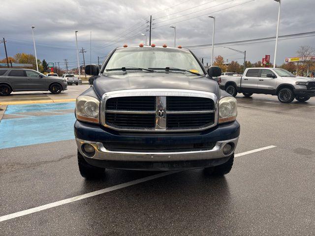 2006 dodge ram 2500 slt mega cab