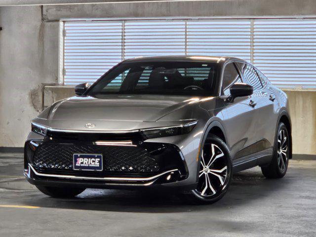 2023 toyota crown xle