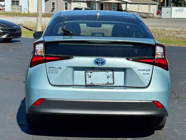 2022 toyota prius xle