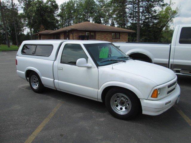 used 1997 chevrolet s10 pickup 2wd regular cab bemidji, mn 56601 for sale in bemidji, minnesota