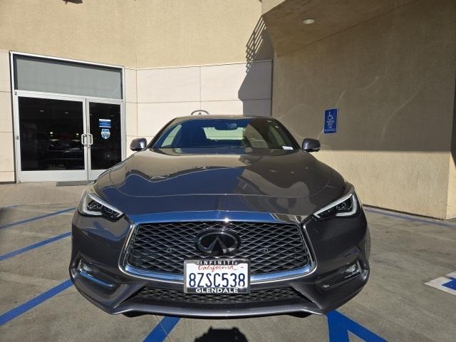 2022 infiniti q60 luxe