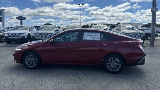2024 Hyundai Elantra