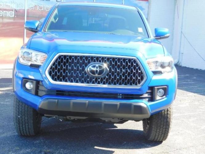 2018 toyota tacoma trd pro 4x4 trd pro 4dr double cab 5.0 ft sb 6a for sale in devon, kansas