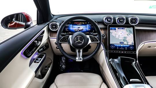 2025 Mercedes-Benz GLC