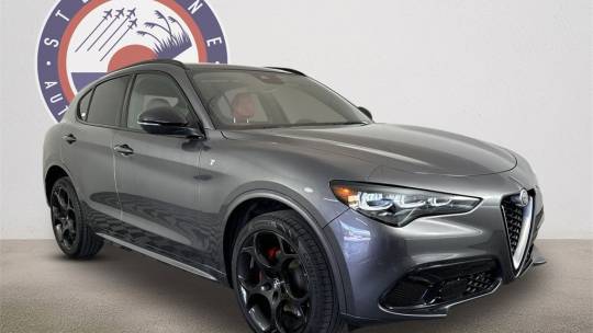 2024 Alfa Romeo Stelvio ti