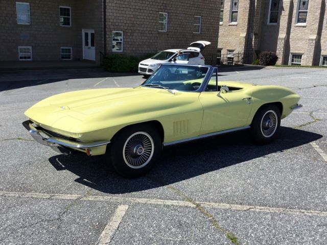 1967 chevrolet corvette 427 big block roadster with ac! must see resto! 425hp