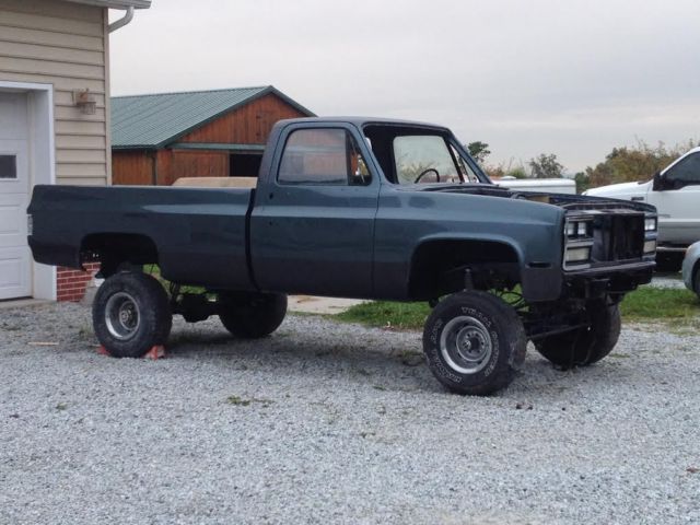 1982 gmc 1500 4x4 - complete restoration -chevy