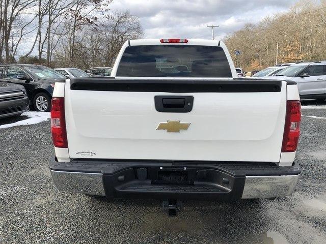 used 2011 chevrolet silverado 1500 4x4 crew cab lt westport, ma 02790 for sale in horseneck beach, massachusetts