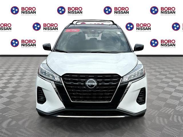 2024 nissan kicks sr