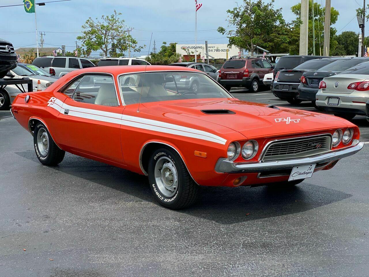 1974 dodge challenger v8 engine runs very well with no smoke
