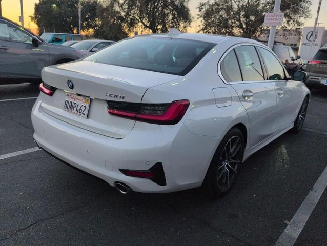2021 bmw 330 i