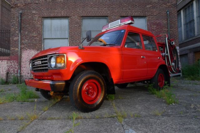 1983 toyota land cruiser fj61 fire truck