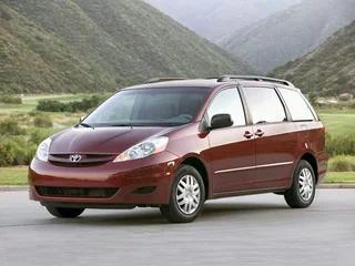 2010 toyota sienna le