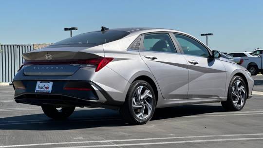 2025 Hyundai Elantra