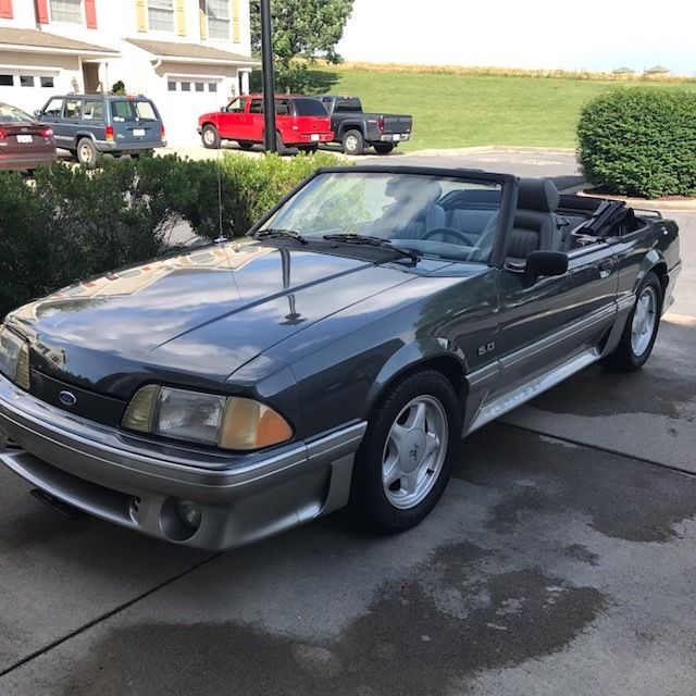 1989 ford mustang gt convertible (fox body)