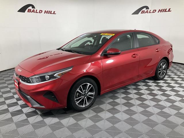 2022 kia forte lxs