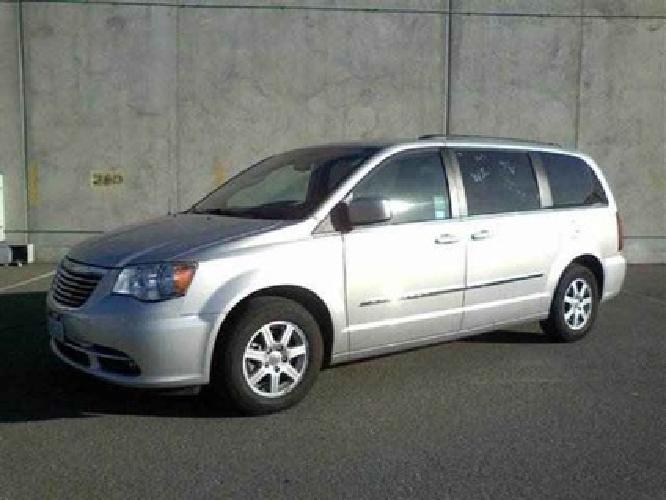 2012 chrysler town & country touring minivan 4d in walnut creek, ca