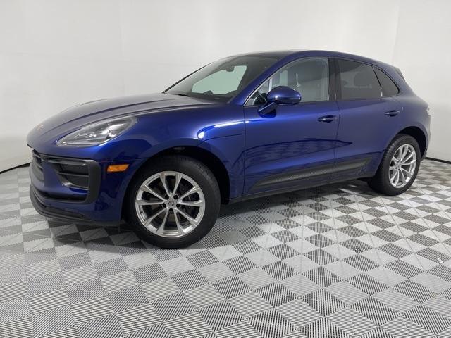 2023 porsche macan t