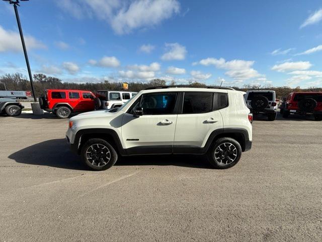 2023 jeep renegade latitude