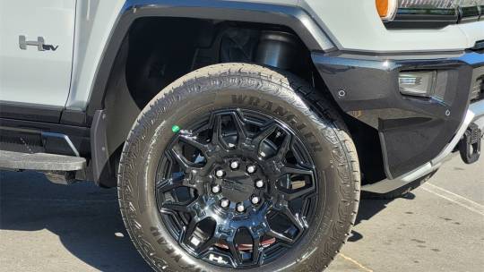 2024 GMC Hummer EV