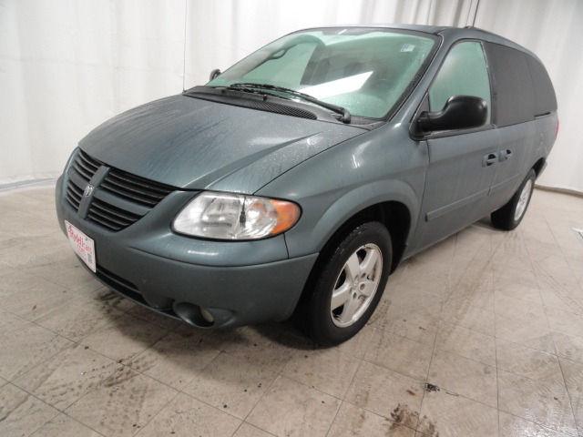 2006 dodge grand caravan sxt for sale in grand forks, north dakota