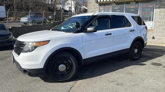 2015 ford explorer in malden, massachusetts