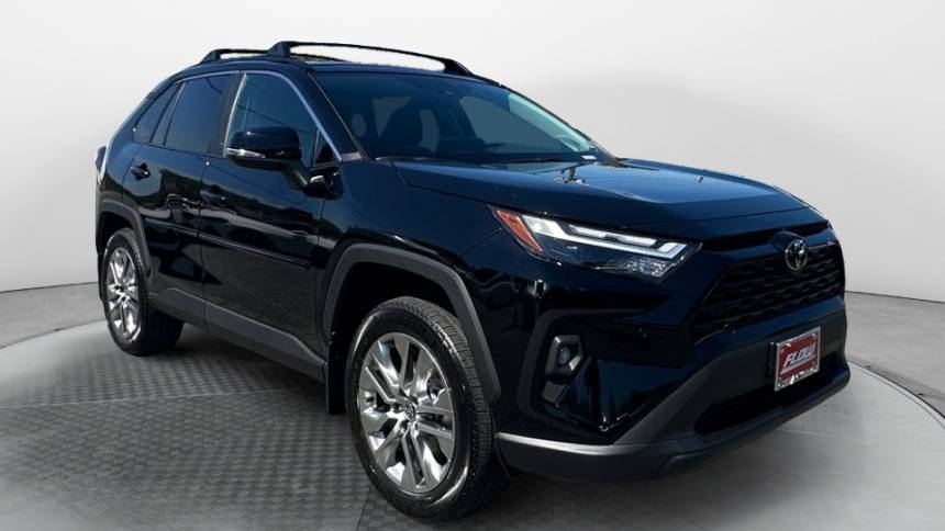 2024 toyota rav4 xle premium