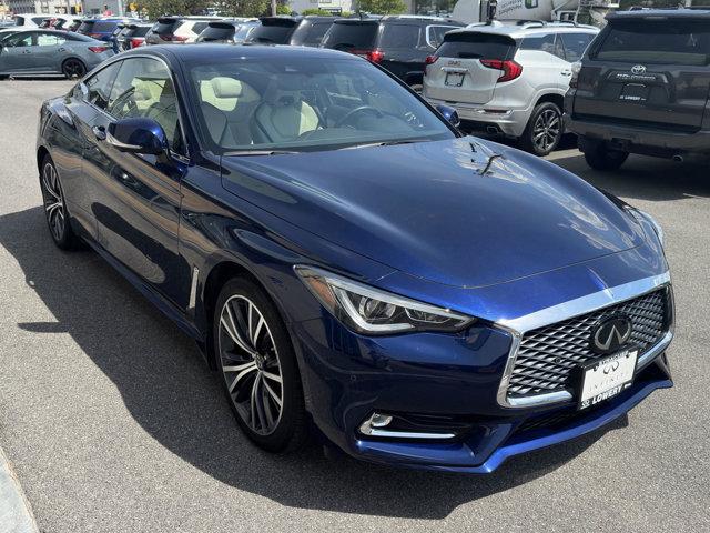 2022 infiniti q60 luxe