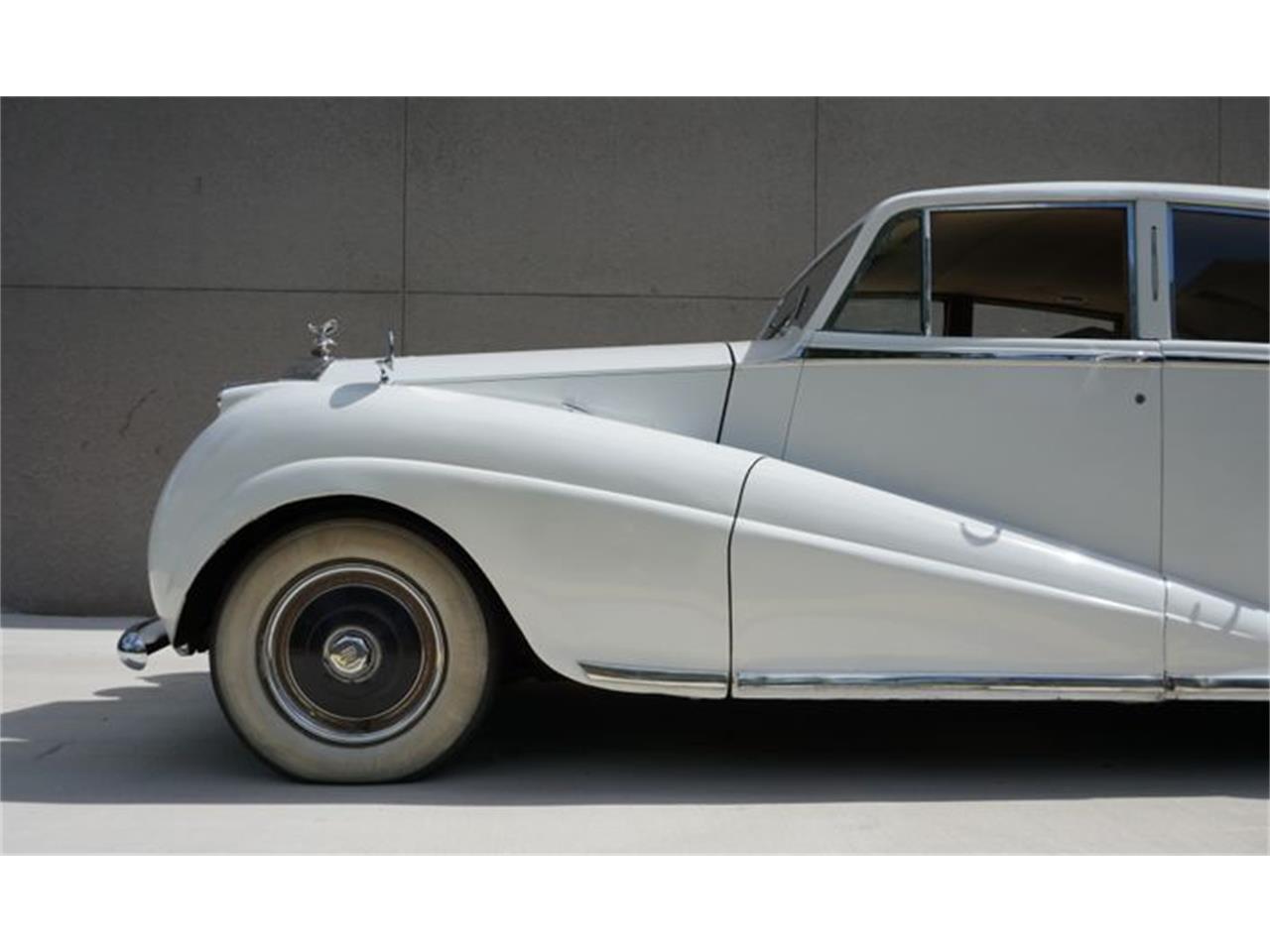 1951 rolls-royce silver wraith