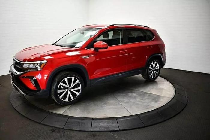2022 volkswagen taos se in lynnwood, washington